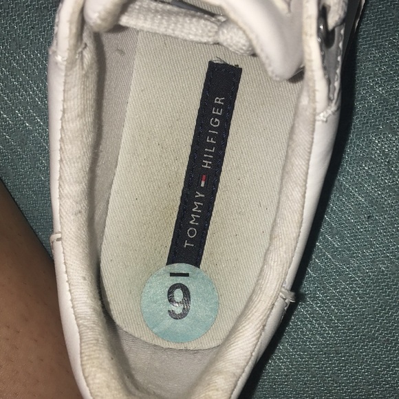 Tommy Hilfiger Shoes - Picture 5 of 7